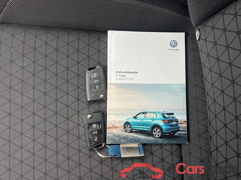 VOLKSWAGEN T-Cross 70 kW #6
