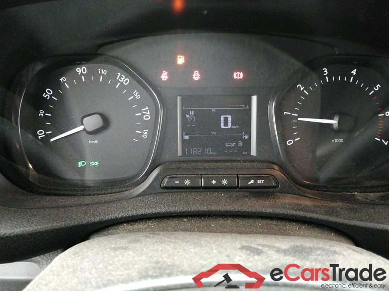 Jumpy Fourgon Club M 1.5 BlueHDi 100CV BVM6 E6d #6