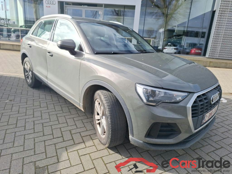 AUDI Q3 1.4 45 TFSI E S TRONIC #2