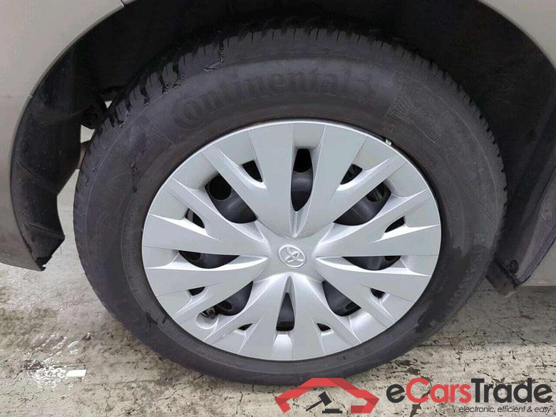 TOYOTA Yaris 1.5 Hyb. Active #4