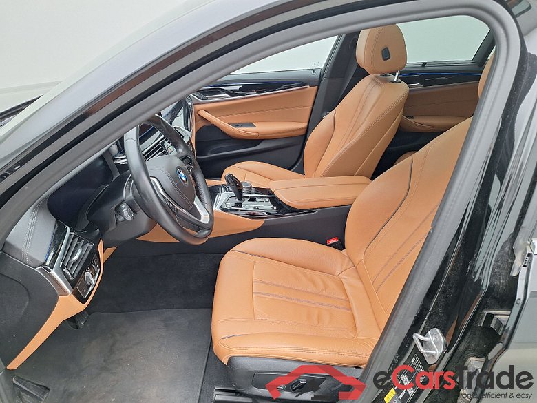 BMW, 5-ser To FL'20 PHEV, BMW 5 Reeks Touring 520e 150kW 5d #3