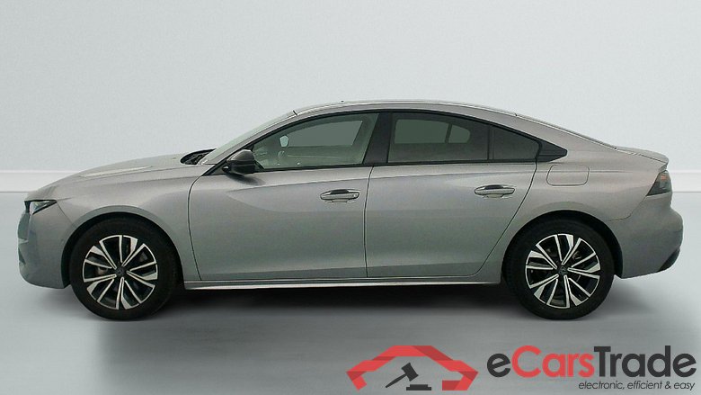 Peugeot 508 Hybrid 225 e-EAT8 Allure #4
