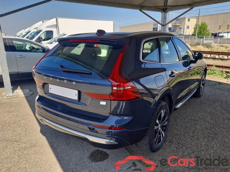 VOLVO XC60 / 2021 / 5P / SUV T6 PLUG-IN AWD AUTO RECHARGE INS. EXP #2