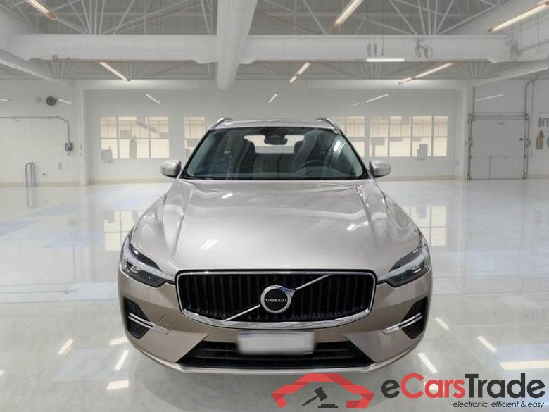 VOLVO XC60 / 2021 / 5P / SUV B4 D AWD AUTOMATICO CORE #6
