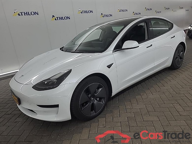 Tesla Model 3 Standard Range Plus RWD 4D 225kW