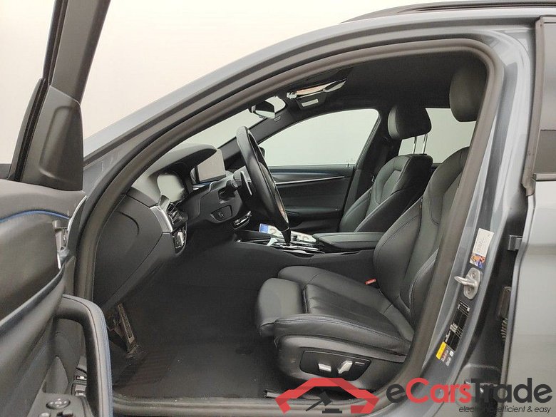 BMW 5 Reeks Touring 530e Auto 5d #3
