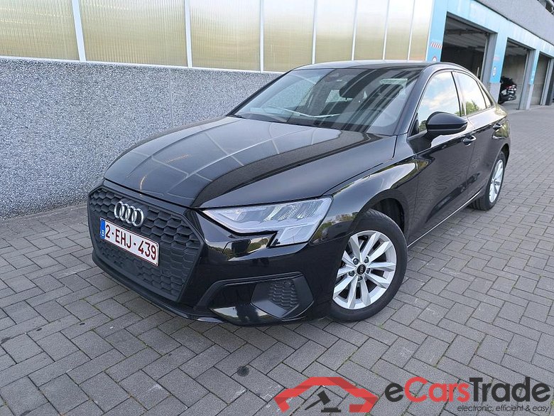 AUDI - AUD A3 BERLINE 30 TDi 116PK Attraction Pack Business & Rear Park Sensors