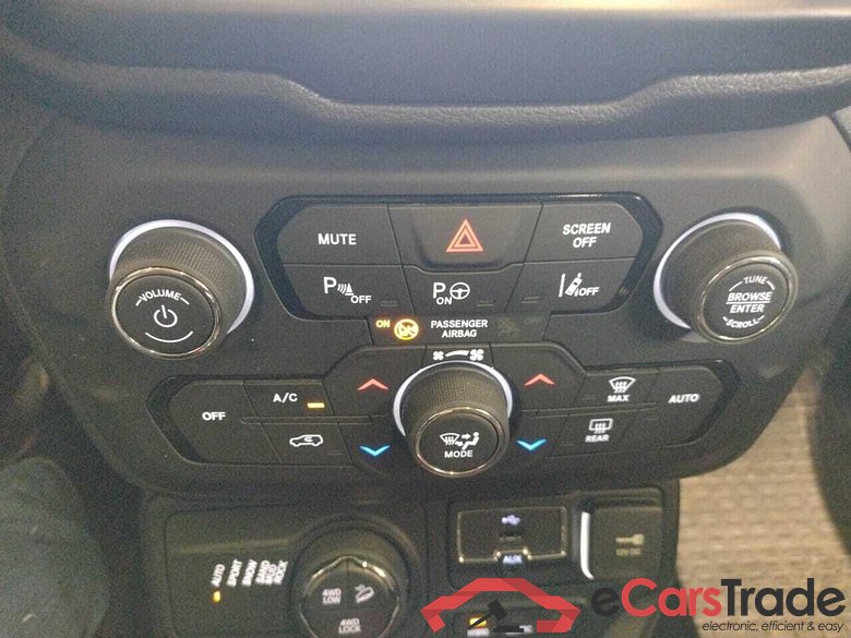 JEEP RENEGADE 1.3 T4 TRAILHAWK #6