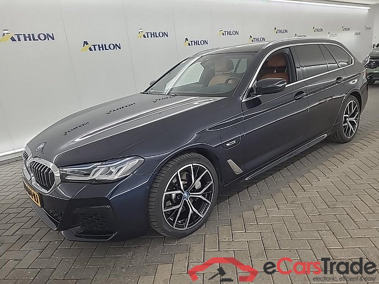 BMW 5-serie Touring 530e Business Edition Plus 5D 215kW #1