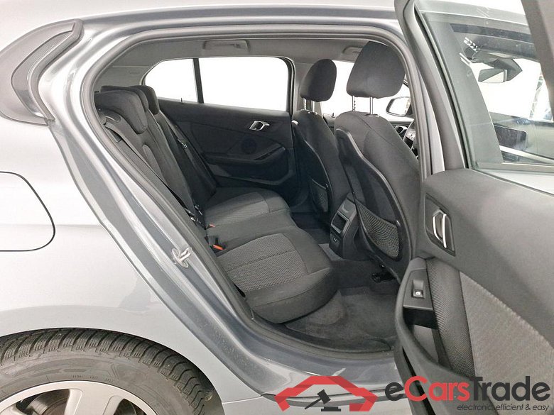 BMW 1 SERIES HATCH 1.5 116I (80KW) #6