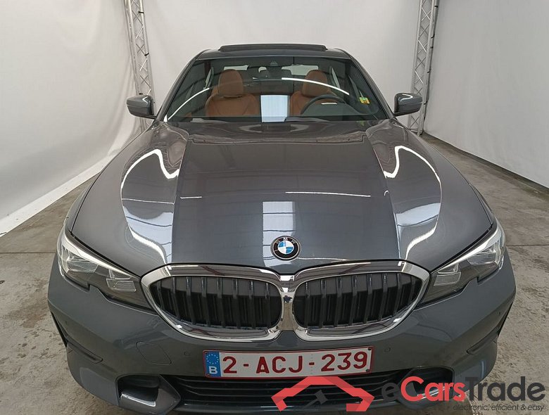 BMW 3 Reeks Berline 330e (215 kW) 4d #5