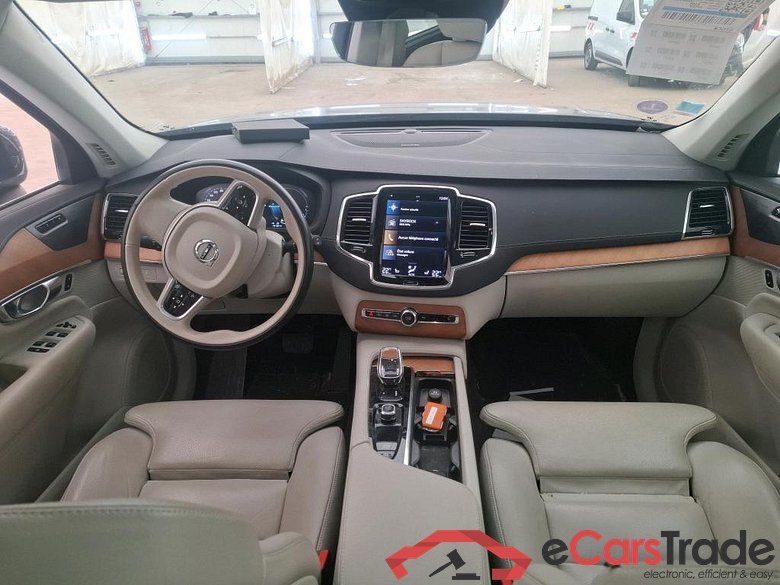 XC90 Inscription Recharge Plug-In Hybrid AWD 2.0 T8 Twin Engine #5