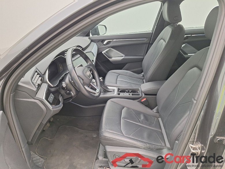 Audi, Q3 '18 PHEV, Audi Q3 45 TFSI e S tronic S Line 5d #3