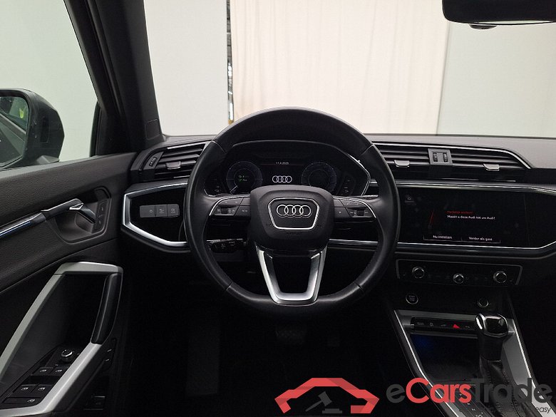 Audi, Q3 '18 PHEV, Audi Q3 45 TFSI e S tronic S Line 5d #5