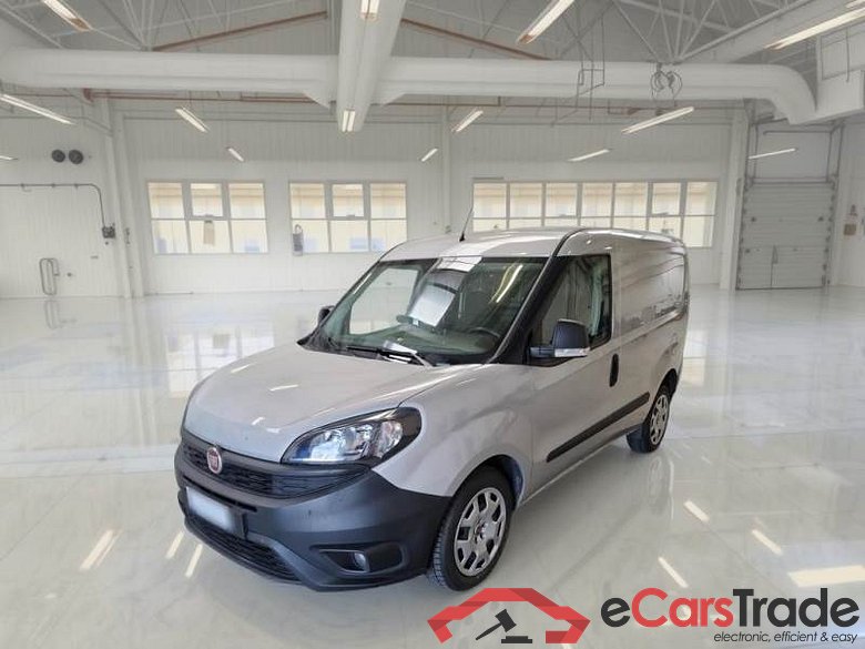 FIAT DOBLÒ CARGO / 2014 / 4P / VETT. FURGONATA CH1 LOUNGE 1.6 MJET 120CV E6D-F SeS
