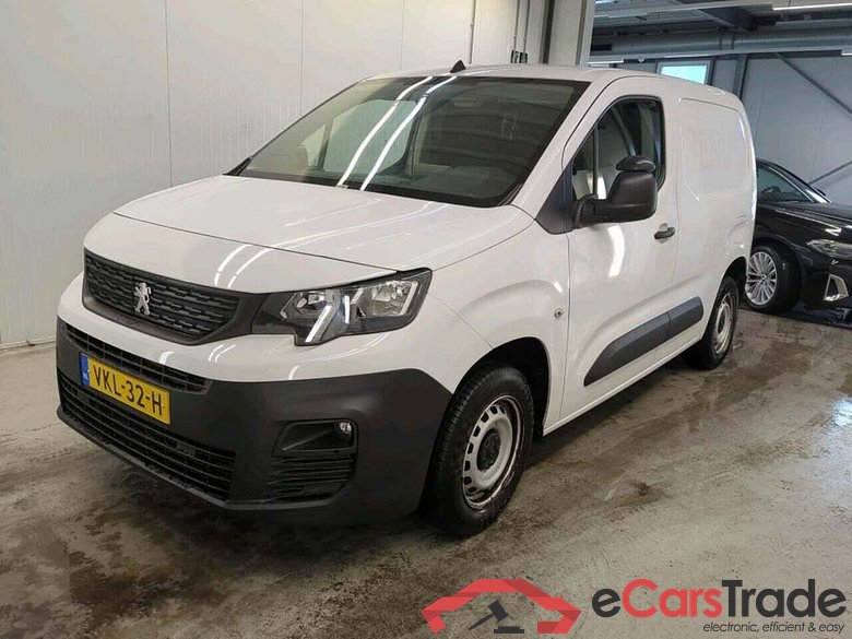PEUGEOT Partner 1.2 PT. Premium #1