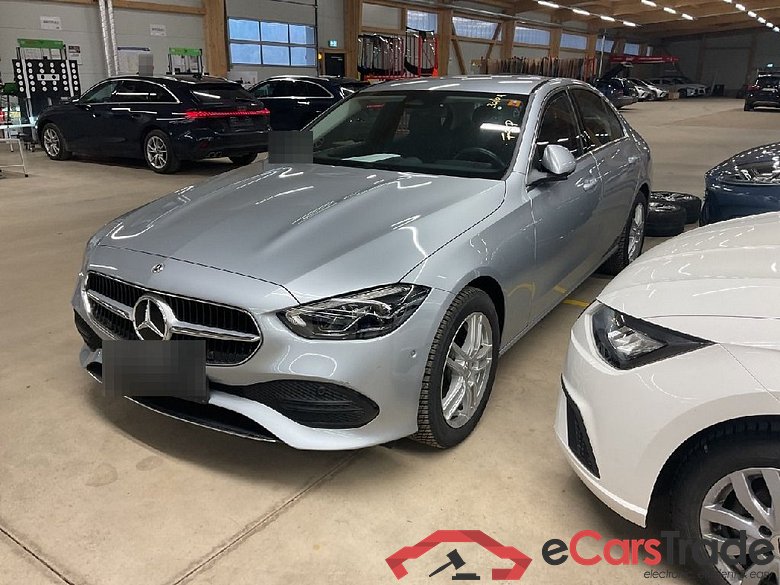 MERCEDES-BENZ C-Klasse C 300 e 9G-TRONIC Avantgarde 4d 150kW