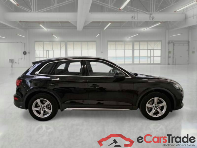 AUDI Q5 / 2020 / 5P / SUV 35 TDI BUSINESS ADVANCED S TRONIC #6