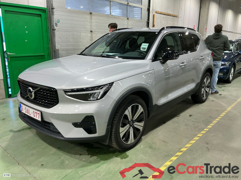 VOLVO XC40 1.5 T4 PHEV PLUS DARK DESIGN DCT