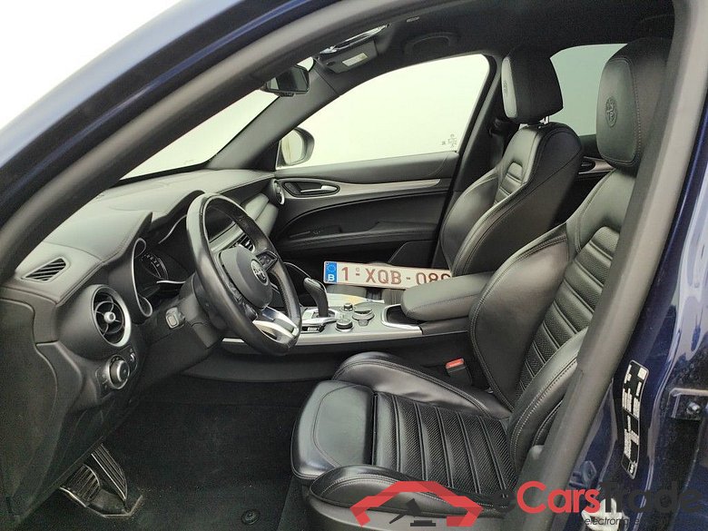 Alfa Romeo Stelvio 2.2 D 160 Lusso 5d !! technical issues !! rolling car - NO COC #3