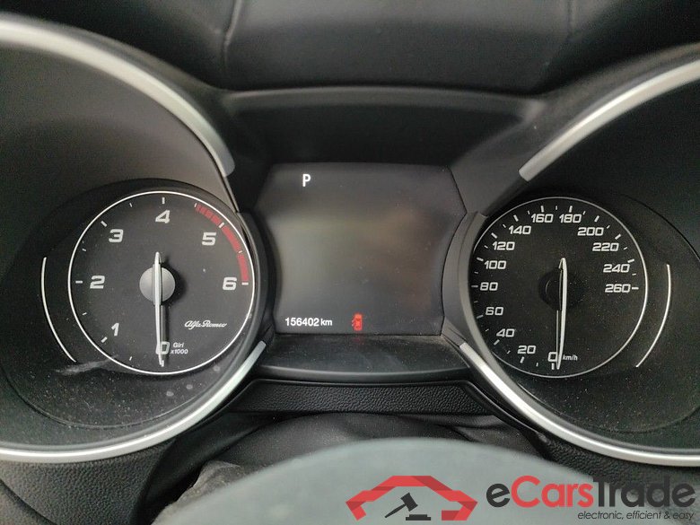 Alfa Romeo Stelvio 2.2 D 160 Lusso 5d !! technical issues !! rolling car - NO COC #6