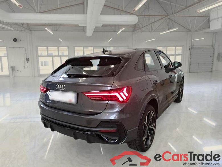 AUDI Q3 SPORTBACK / 2019 / 5P / SUV 45 TFSI E S TRONIC S LINE EDITION #2