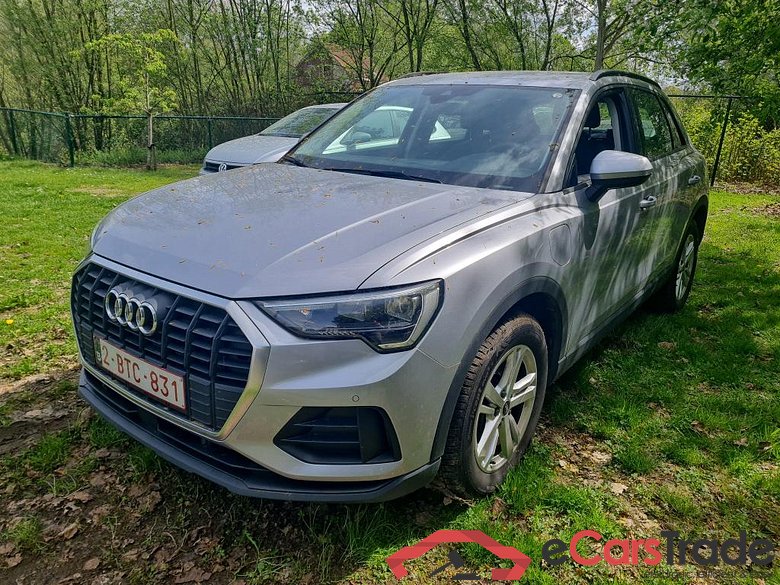 AUDI Q3 1.4 45 TFSI E S TRONIC #1