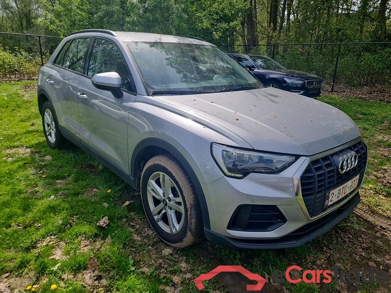AUDI Q3 1.4 45 TFSI E S TRONIC #2