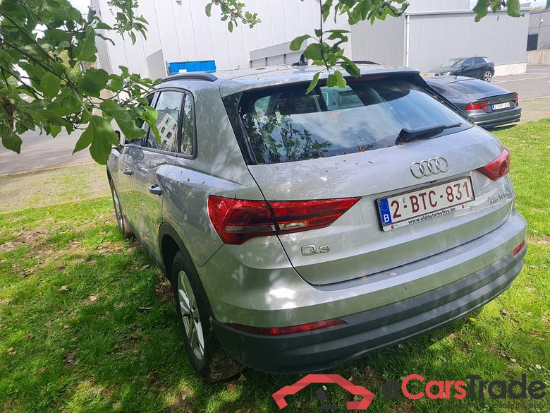 AUDI Q3 1.4 45 TFSI E S TRONIC #3