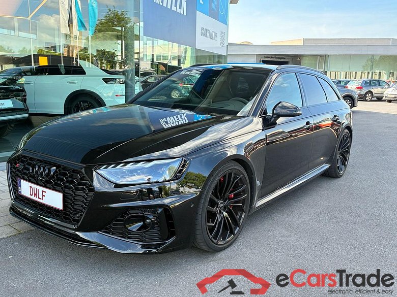 AUDI RS4 Avant Audi RS 4 Avant    331(450) kW(pk) tiptronic #1