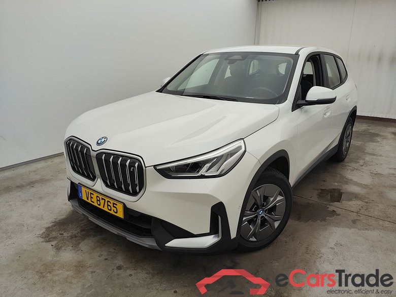 BMW iX1 xDrive30 (200kW) 5d #1