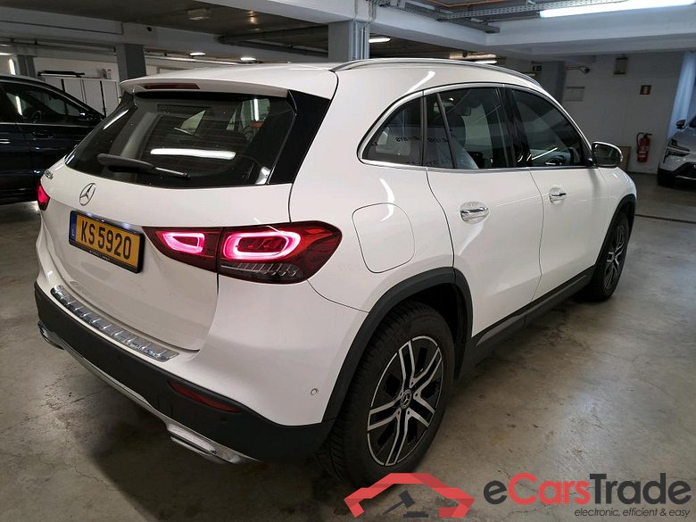 Mercedes-Benz GLA 250e Plug-In Hybrid Aut. LED-Multibeam Widescreen Ambient Navi-Pro 1/2 Sport-Leather KeylessGo Camera Klima PDC ... #2