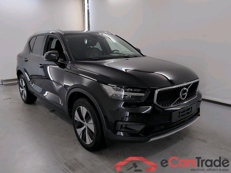 VOLVO XC40 1.5 T2 MOMENTUM PRO #2