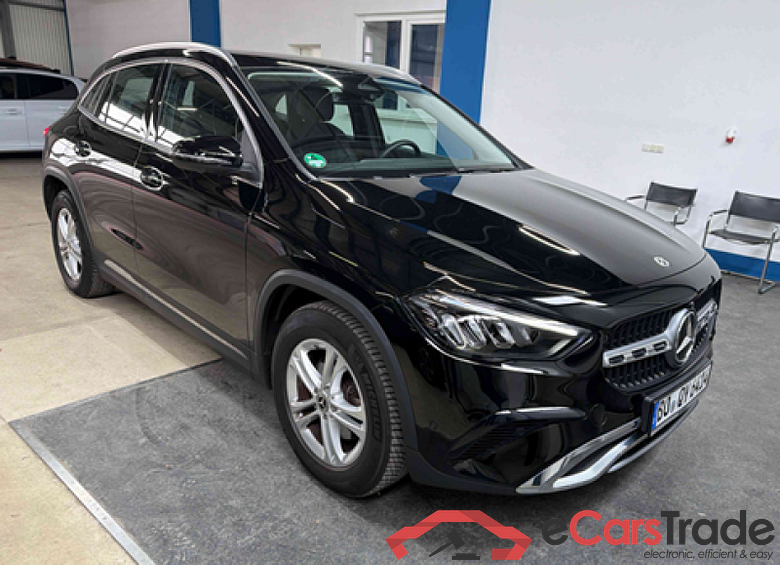Mercedes-Benz GLA (BM 247)(02.2020->) DE - SUV5 GLA 200 EU6e, Edition Progressive Line, (Facelift) 2024 - 2026 #3