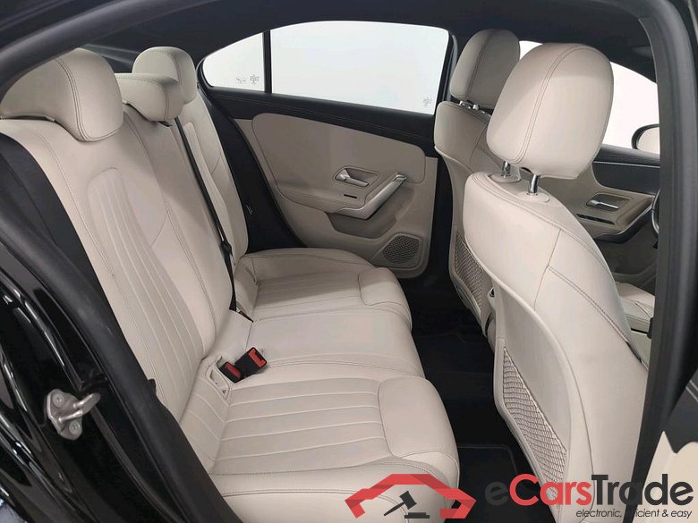 MERCEDES-BENZ A-CLASS LIMOUSINE 1.3 A 180 #6