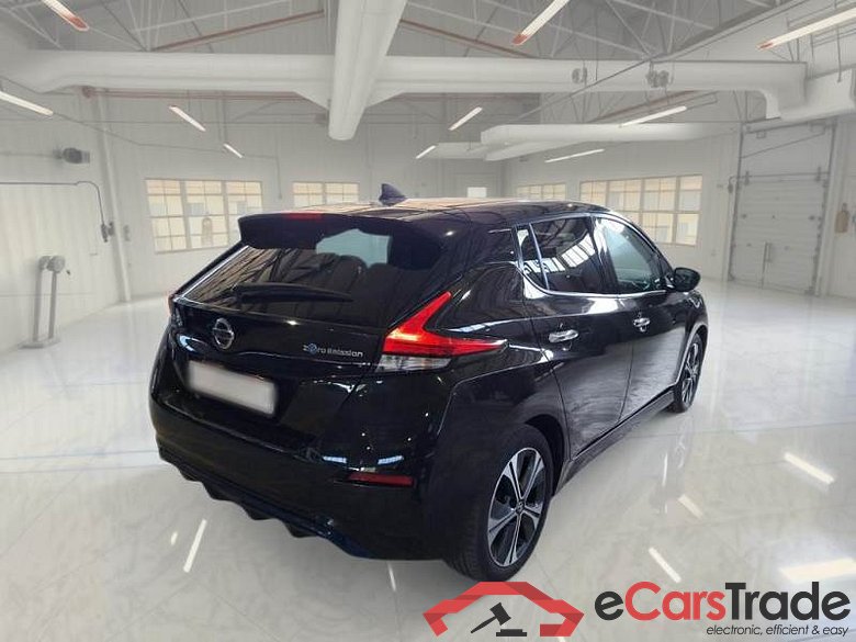 NISSAN LEAF / 2017 / 5P / BERLINA N-CONNECTA 40KWH #2