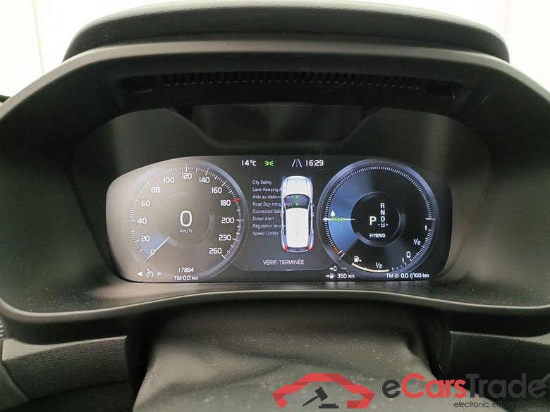 VOLVO XC40 1.5 T4 129 PHEV R-Design 5d #6