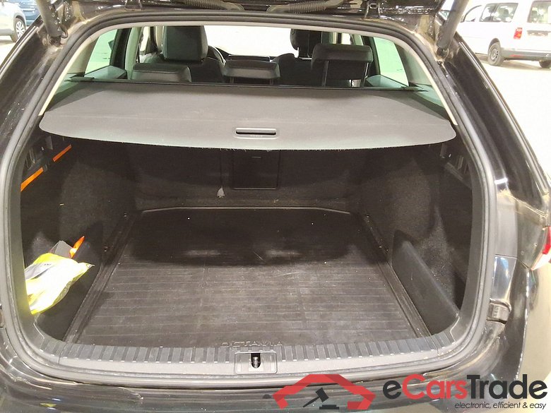 SKODA Octavia 1.5 TSI ACT 110KW CLEVER+ #3