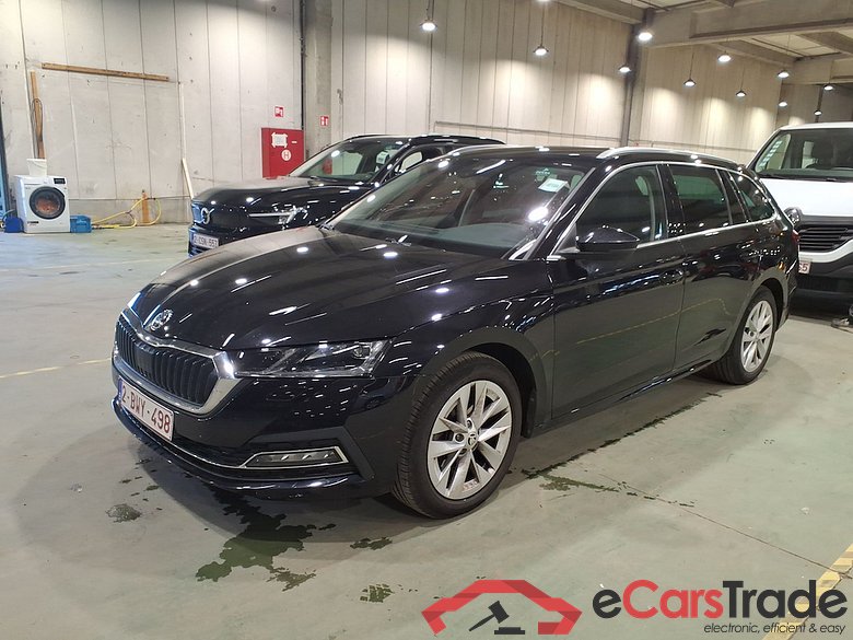 SKODA Octavia 1.5 TSI MHEV 110KW DSG7 CLEVER+