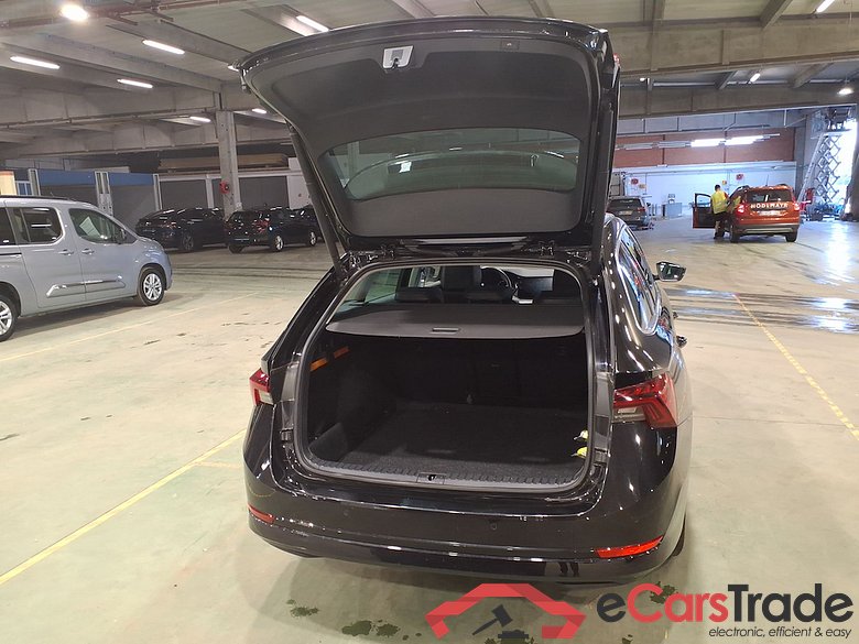 SKODA Octavia 1.5 TSI MHEV 110KW DSG7 CLEVER+ #3