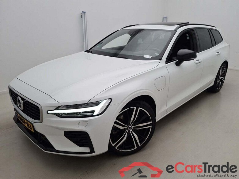 VOLVO V60 2.0 T8 TE AWD R-Des. #1
