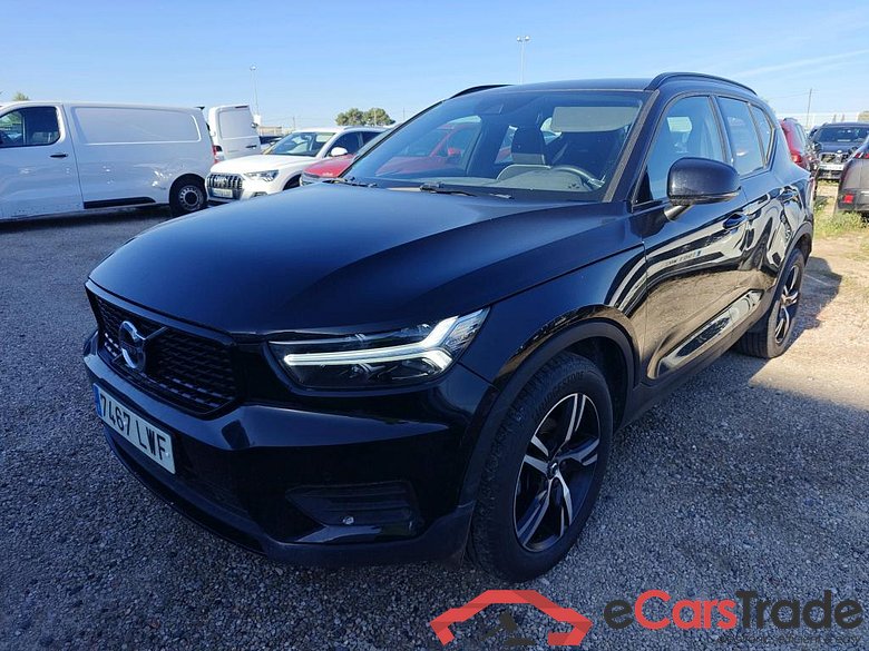 VOLVO XC40 / 2017 / 5P / todoterreno 1.5 T3 R-Design