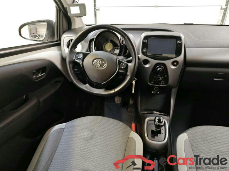TOYOTA Aygo 1.0 VVT-i x-play #3