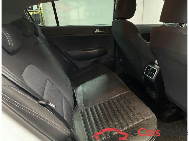 KIA Sportage Sportage 1.6i Black Edition #5