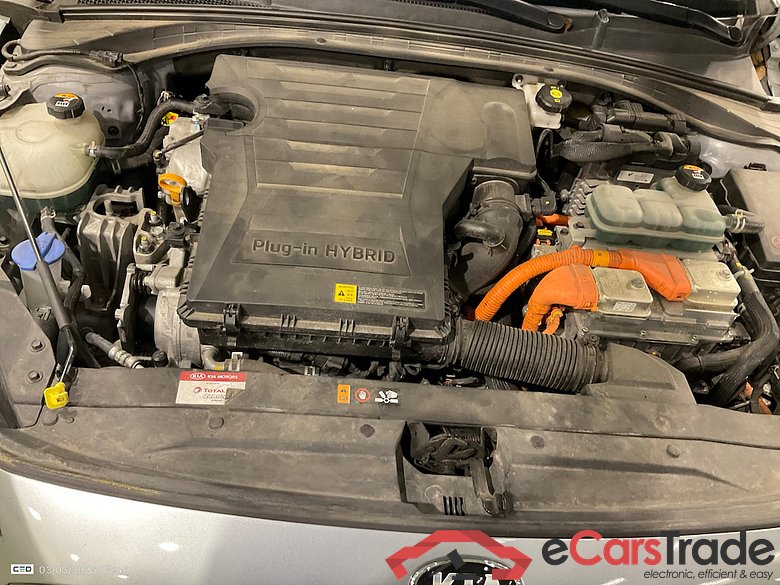 KIA CEED SPORTSWAGON - 2018 1.6 GDi PHEV Sense DCT #6