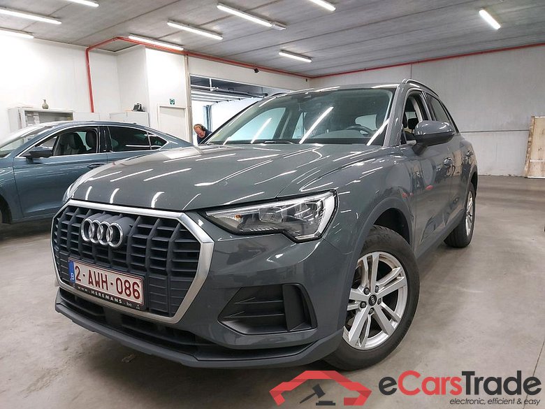 AUDI - AUD Q3 35 TDI S Tronic Business Edition 150PK Business Edition