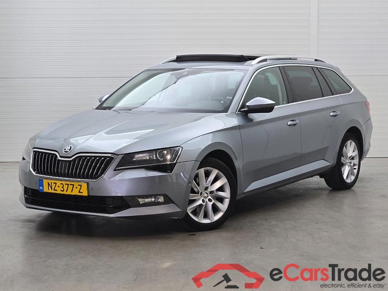 SKODA Superb Combi 1.6 TDI Style Business #1