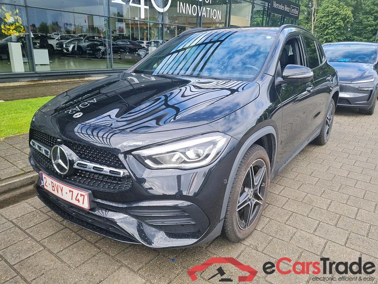 MERCEDES-BENZ GLA 1.3 GLA 250 E DCT BUSINESS SOLUTION