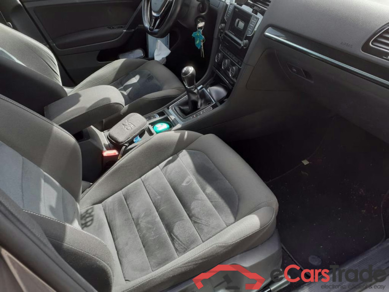 VOLKSWAGEN Golf Variant VII Golf Variant Highline 1.6 TDI BlueMotion Technology 81 kW (110 ch) 5 vitesses manuel #6