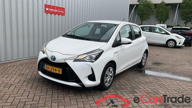TOYOTA YARIS 1.5vvti hybrid active 74kW cvt aut